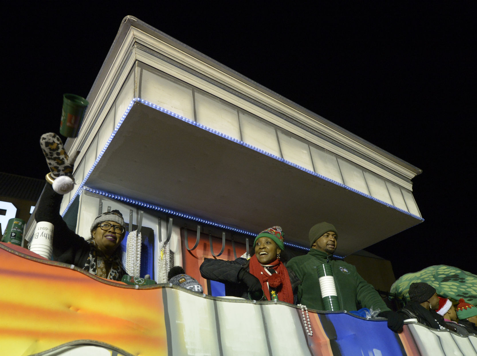 BR.xmasparade.121017 HS 594.JPG
